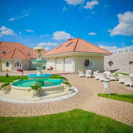 Sękowski Dwór Sekowa Exterior foto