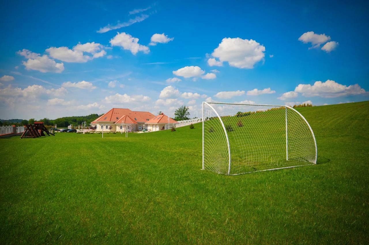 Sękowski Dwór Sekowa Exterior foto